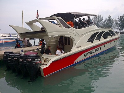 Kapal boat